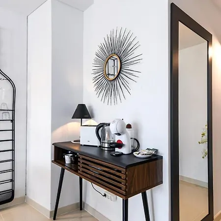 Apartment Atlantic Calling - First Line With Stunning Sea View And Private Parking Lot Funchal (Madeira)