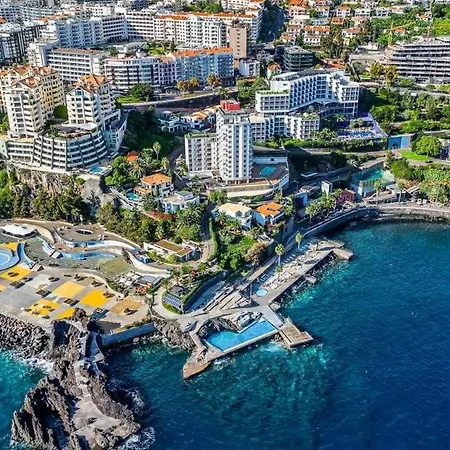 Apartment Atlantic Calling - First Line With Stunning Sea View And Private Parking Lot
